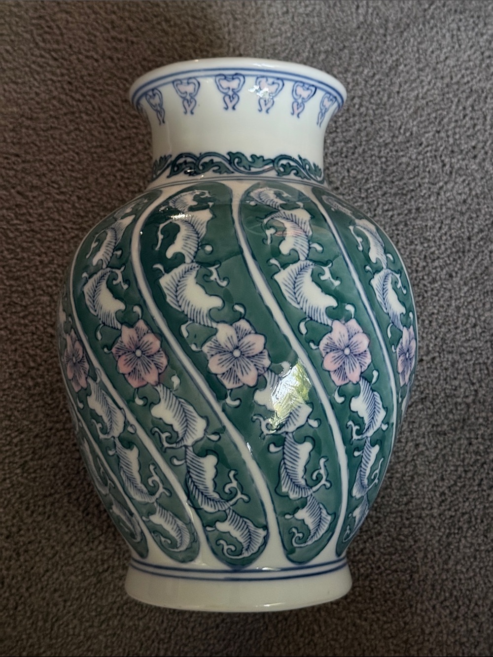 Chinoiserie Vintage Mid Century Chinese Porcelain Vase in Green/Blue/Pink.